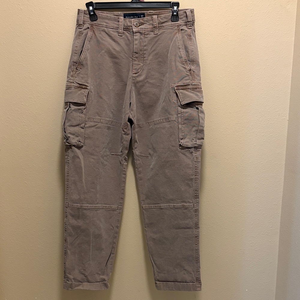 Abercrombie & Fitch Women's Tan Cargo Pants